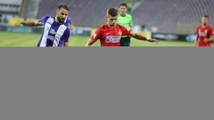 Antrenorul a pus "tunurile" pe propriul jucător! Fotbalistul, acuzat că a trântit mai multe meciuri: "Am semne de întrebare în privința prestațiilor lui"