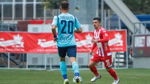 INTERVIU | Simo Roumpoulakou de la UTA, printre cei mai constanți „stranieri” din Liga 1: „Muncă la antrenamente și concentrare la meciuri”. Ce obiectiv impresionant are