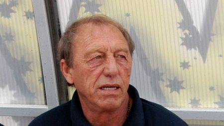 Nicolae Dobrin, umilit de un jurnalist român: ”Ești nebun, e simbolul orașului”