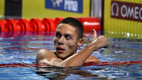 David Popovici, gest demn de un campion mondial! Ce a făcut înotătorul pentru o fetiță grav bolnavă