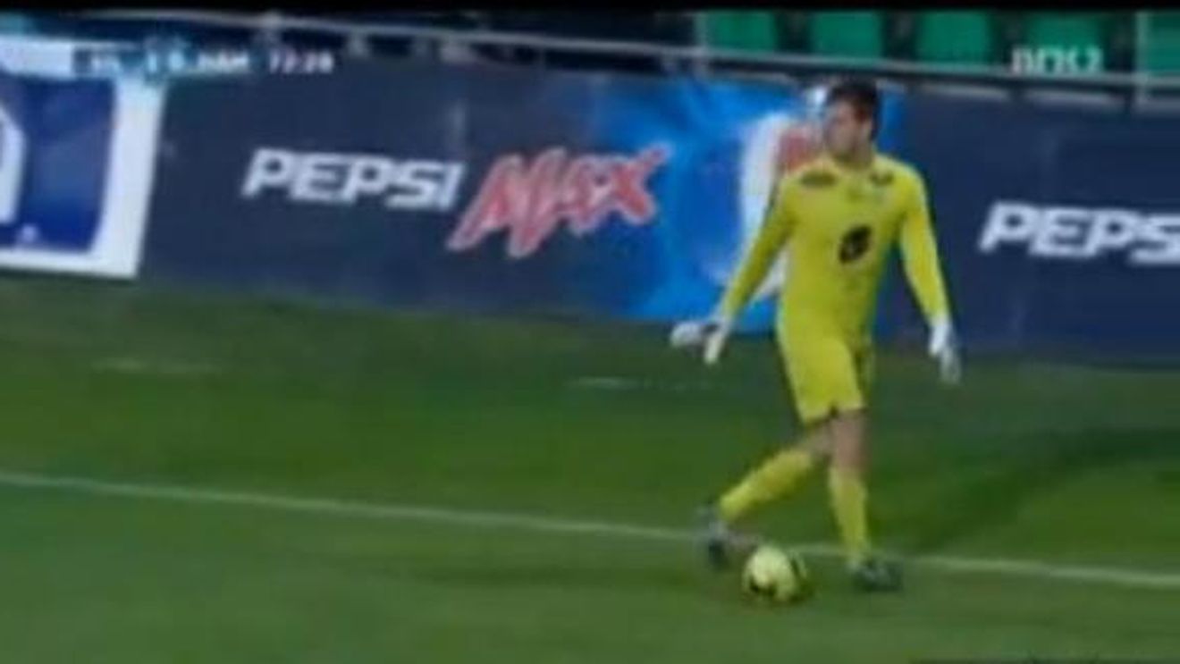 Cum de ei îi văd și noi nu? VIDEO Chelsea l-a descoperit pe noul Cech în liga a 2-a norvegiană!