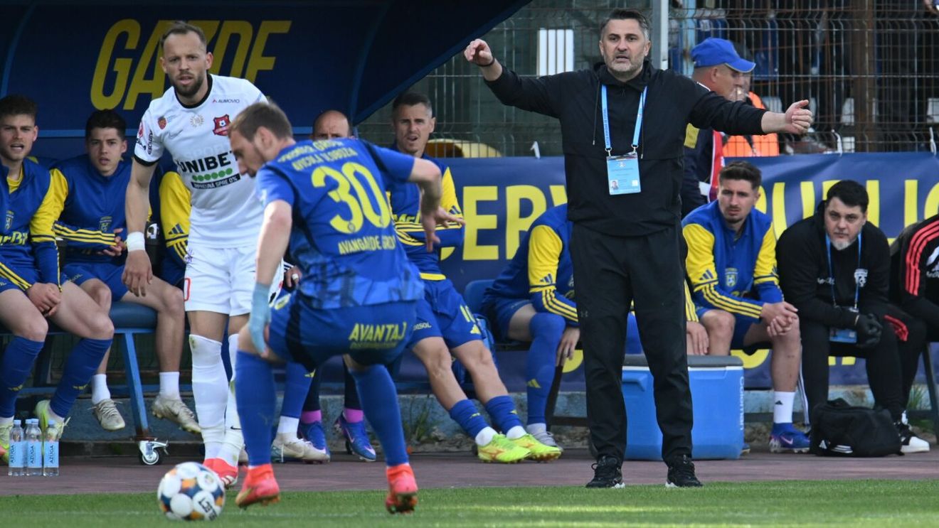 Claudiu Niculescu își face praf elevii după ce a scăpat printre degete cele trei puncte în Slobozia - Hermannstadt: „Am tot strigat la ei, dar nu s-a putut!”