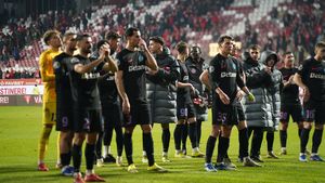 Britanicii au văzut ce a pățit FCSB în Superliga și au scris despre toate necazurile echipei lui Becali: „Vești importante”