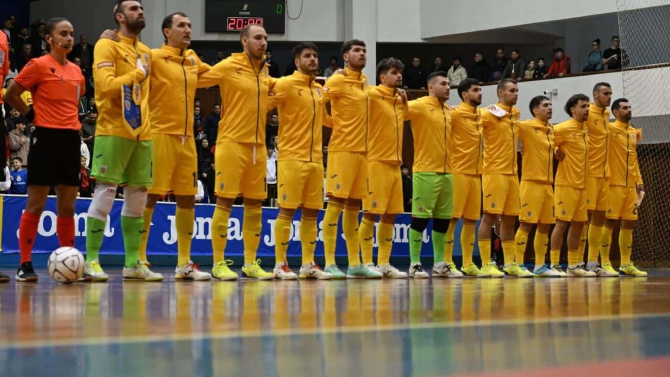 Naţionala de futsal a României a pierdut în Ungaria prima manşă a barajului de calificare la EURO 2026. Returul va avea loc miercuri, la Craiova