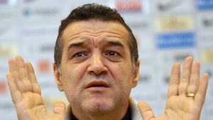 Gigi Becali visează "România - Steaua":** "8-9 jucători vor fi convocați de Pițurcă! Îl obligă valoarea lor" Cine sunt aleșii stelistului