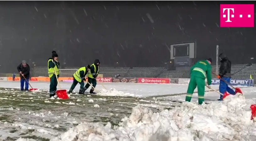 FC Argeș - FCSB, meci pe un teren plin de zăpadă! Toni Petrea a răbufnit: „Nu este ceva normal!”