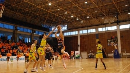 Duel românesc în semifinala Ligii Europei Centrale la baschet!