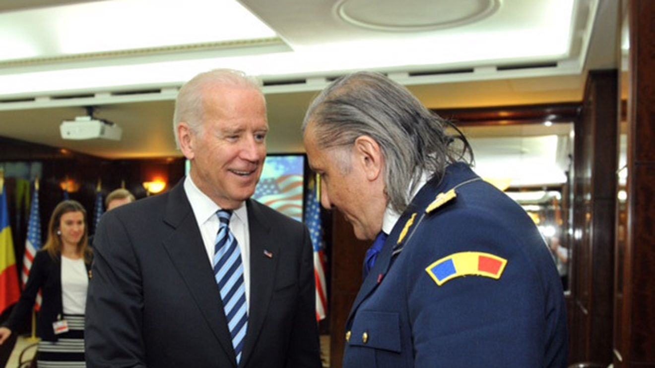 Ilie Năstase, cel mai tare ambasador al României: „Mă duc să îl vizitez pe Joe Biden la Casa Albă. A vrut să mă cunoască!" Scrisoarea memorabilă a președintelui SUA | EXCLUSIV