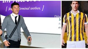 L-au transferat deja!? În ce tricou a fost prezentat Cristi Tănase într-o publicație din străinătate | FOTO