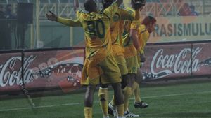 Lăcătuș: **"Nu eu am dus echipa pe locul 1, ci jucătorii"