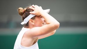 Organizatorii de la Wimbledon au „fentat" interdicția Simonei Halep! Gestul uriaș care a lăsat-o pe româncă fără cuvinte | FOTO
