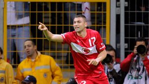 "Semiluna" care umple poarta!** Turcii aruncă împotriva României un duo de atacanți tare ca o armată: unul dintre ei se poate bate cu Ronaldo și Messi pentru titlul de golgheter al Europei