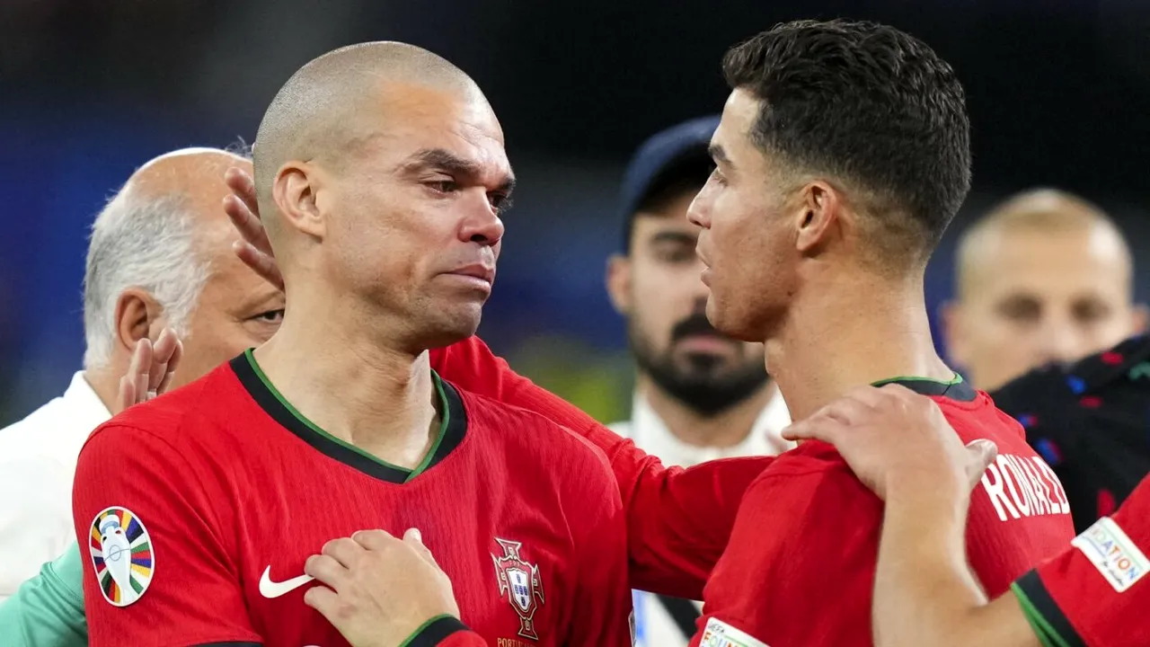 Cristiano Ronaldo, gest incredibil imediat după Franța - Portugalia! Cum a reacționat Pepe, care plângea, când l-a văzut