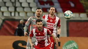 Alexandru Răuță vede „partea plină a paharului” după ce Dinamo a fost învinsă de UTA Arad: „Îmi dă speranțe meciul de azi!”