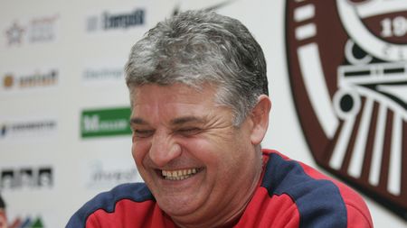 Conferintele de presa, cele mai bune lectii de romana la CFR