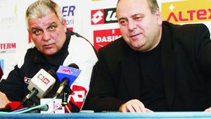 Pinalty + "Flocea"** = LOVE