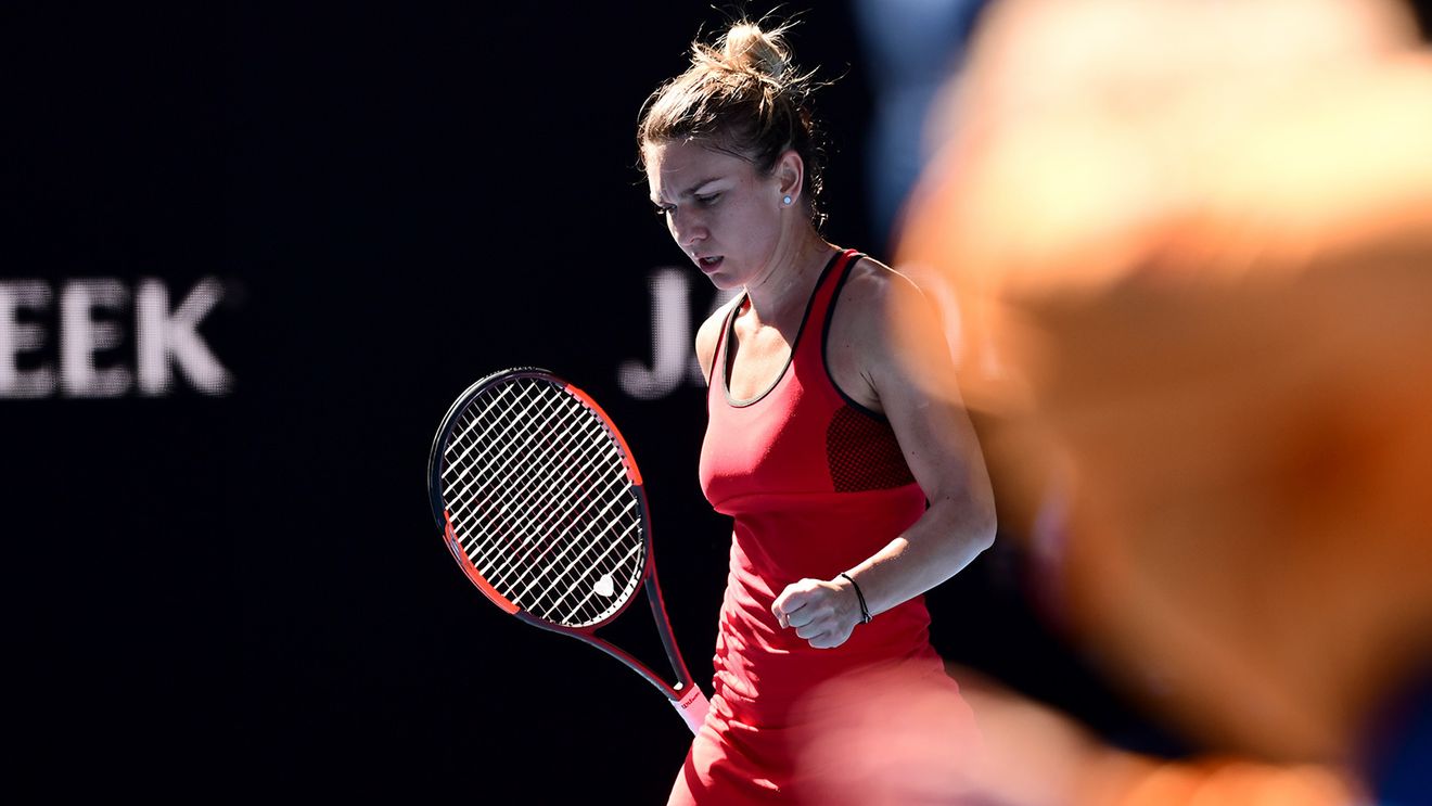 "Generația de Aur nu se poate compara cu ea! Simona a fost și va mai fi numărul 1 în lume, noi n-am ajuns atât de sus". Halep, încurajată de un fost internațional după finala pierdută la Australian Open