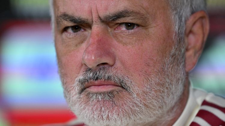 El Clasico de azi aduce Mourinho vs Barcelona: scandaluri, acuze, suspendare și un gest grobian pe care catalanii nu-l vor uita vreodată!