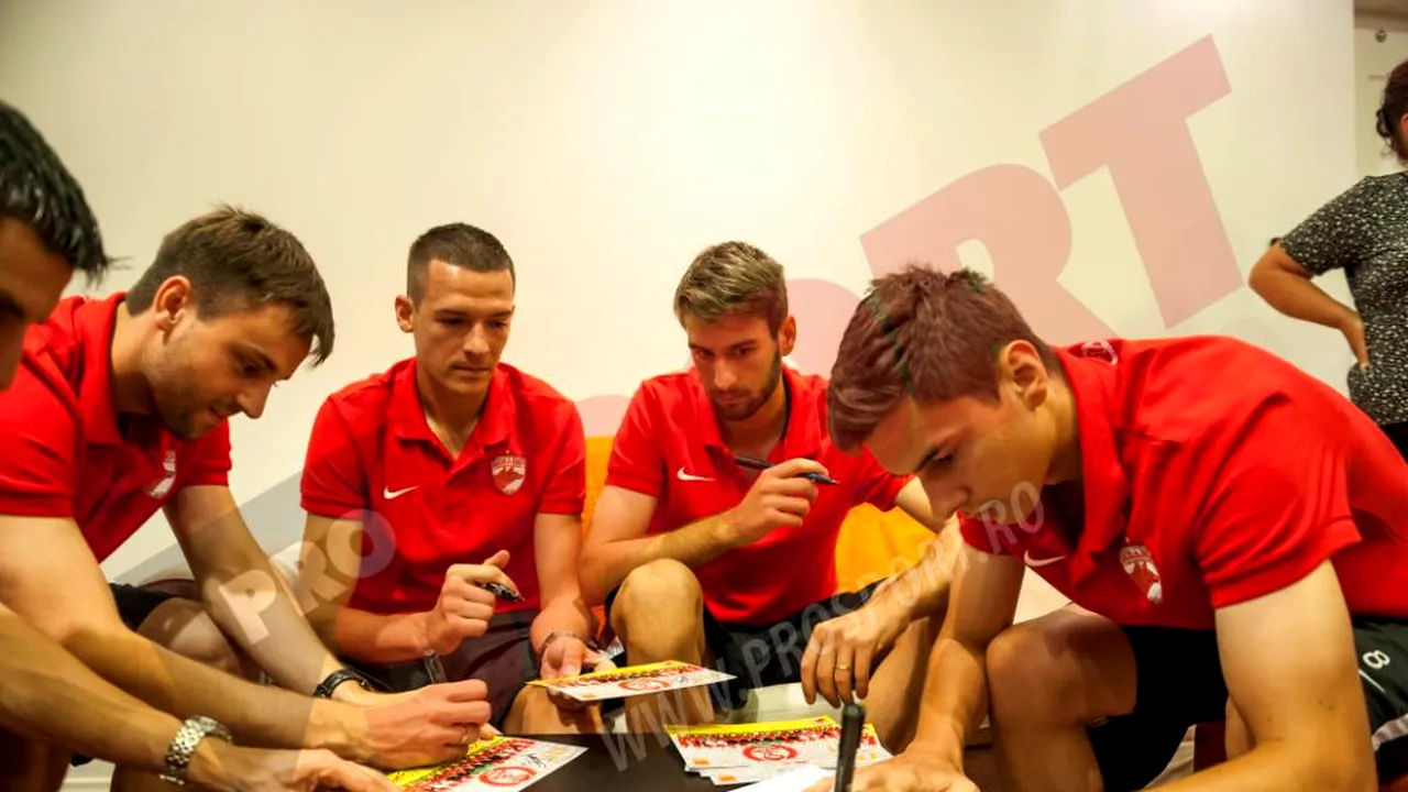 GALERIE FOTO | Jucătorii lui Dinamo au semnat autografe și s-au pozat cu suporterii la ORANGE Shop Cluj