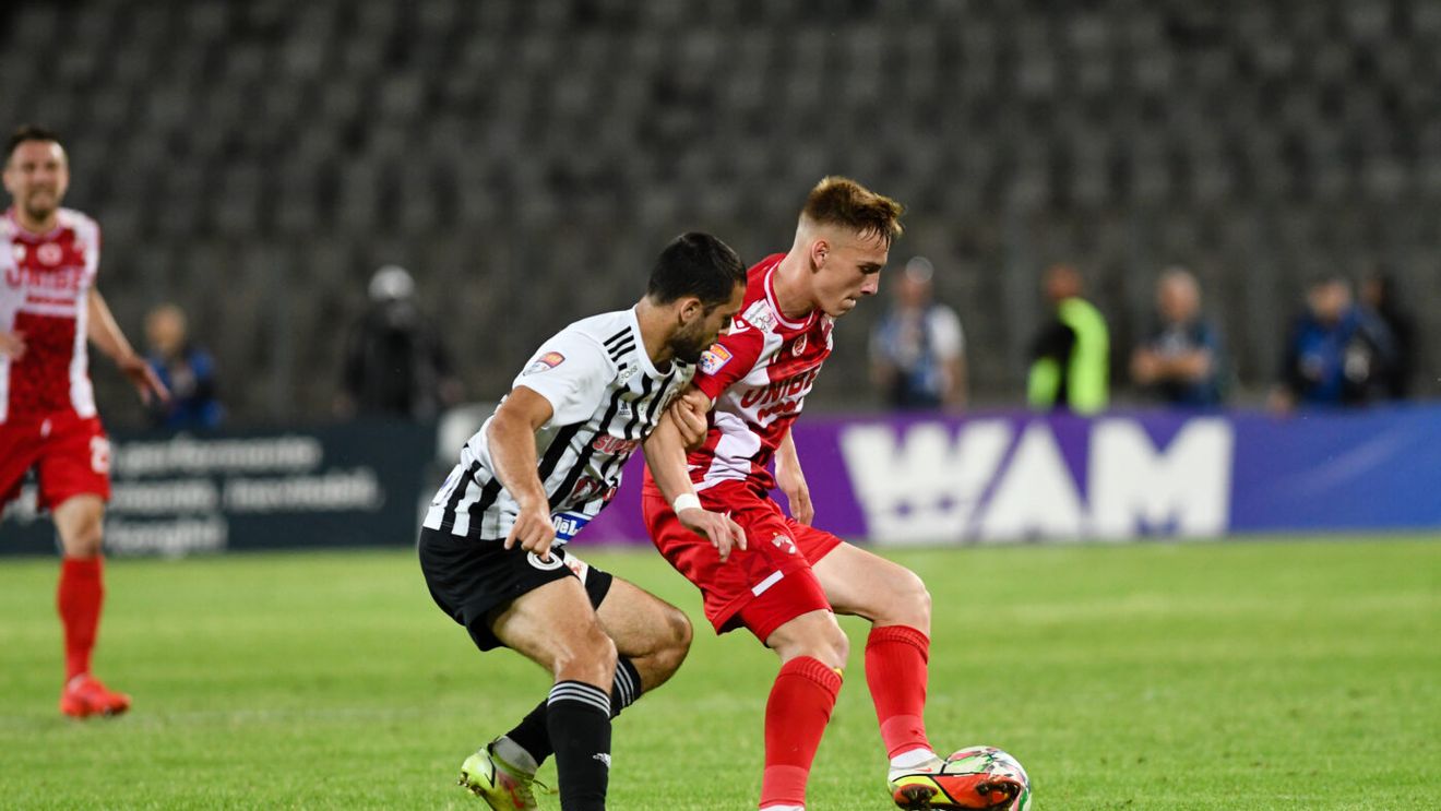 Încep emoțiile pentru Dinamo și Chindia! Ziua și ora meciurilor retur din barajul pentru Liga 1! Când vor juca elevii lui Uhrin duelul decisiv cu U Cluj