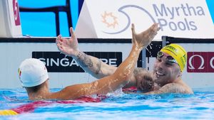 Reacția nu tocmai ortodoxă pe care a avut-o rivalul lui David Popovici la finalul cursei. A înotat în dreapta românului și i-a zis-o pe șleau