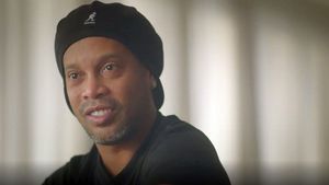 Ronaldinho, „Cel mai fericit om din lume”! Veste entuziasmantă pentru fani, după ce brazilianul a ieșit din închisoare: „Sper să vă placă!” | VIDEO