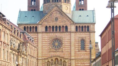 "Câinii" și-au stabilit locul de cantonament lângă Rhin