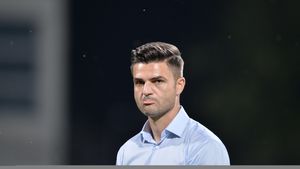 Florin Bratu e ca și demis după înfrângerea de la Iași. Cine se pregătește să-i ia locul | UPDATE Reacția antrenorului 