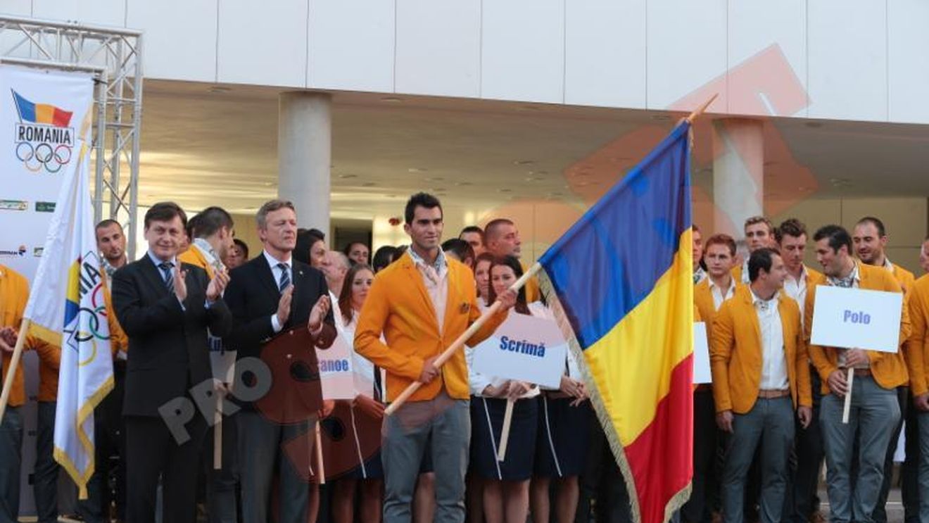 FOTO** Delegația României pentru JO de la Londra a fost prezentată în fața sediului COSR