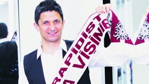 Detaliile unui contract negociat la sânge!** Cum vrea Lucescu jr să readucă titlul în Giulești