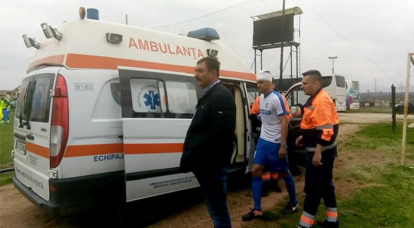 Se putea întâmpla o tragedie!** Căpitanul echipei Pandurii, făcut KO de propriul portar. A părăsit terenul în ambulanță, cu guler cervical, după cinci minute de stat nemișcat pe teren