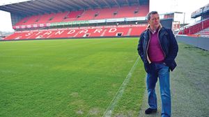 REDnic, asul de roșu!** Antrenorul face radiografia noului său club, Standard Liege: "Am câte un teren pentru fiecare jucător, iar fanii sunt mai tari decât cei ai Petrolului!"