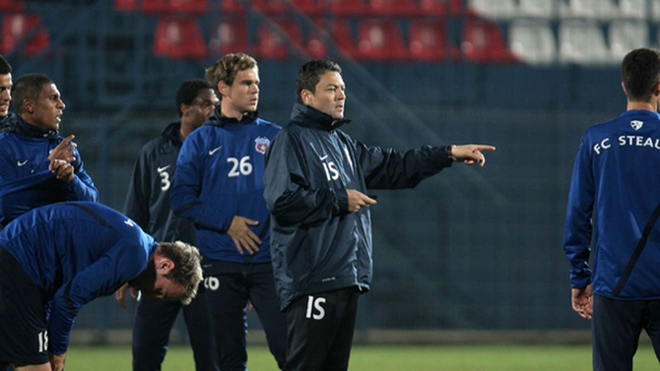 Becali vrea să scape de Ilie Stan în iarnă! O variantă pică din start:** "În niciun caz nu se pune problema să antrenez Steaua prea curând"