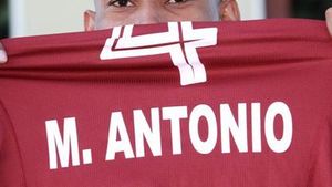 Prima "dublă" la 27 de ani! Marcos Antonio: **"Vreau să devin fundașul-golgheter"