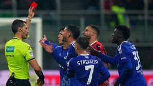 Prima postare a lui Dele Alli după ce a apărut informația că Dan Șucu vrea să-l transforme în transferul stelar al Rapidului