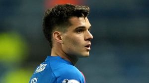 „Se spânzură cu deciziile lui!”. Motivul pentru care Philippe Clement îl umilește pe Ianis Hagi la Rangers