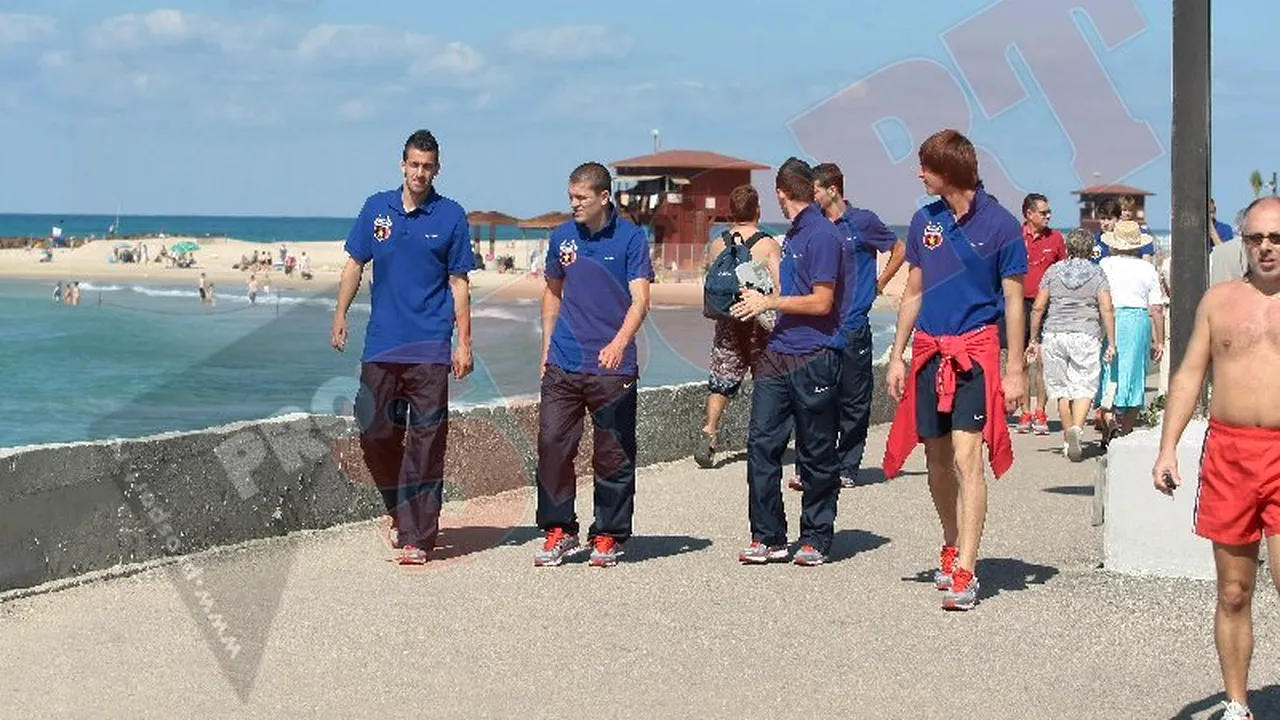 Jucătorii Stelei s-au relaxat la o plimbare pe plajă** FOTO EXCLUSIV