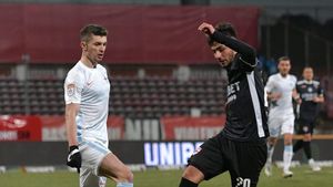 Gigi Becali, ultimatum pentru Florin Tănase! Patronul FCSB e furios pe fotbalistul pe care îl plătește regește: "Să-și bage mințile în cap!" Ce acuzații îi aduce