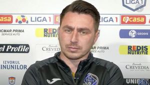 Ilie Poenaru știe care e cel mai periculos jucător de la Gaz Metan Mediaș: „Marchează aproape la fiecare meci!”. Ce așteptări are de la elevii săi | VIDEO