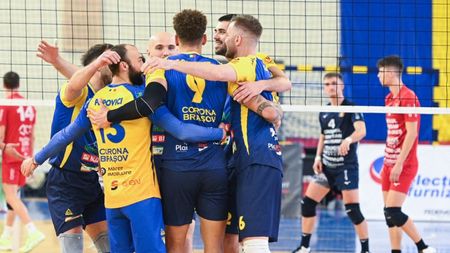 Corona Brașov e Supercampioana României la volei. Brașovenii au demolat Dinamo la Polivalenta din București