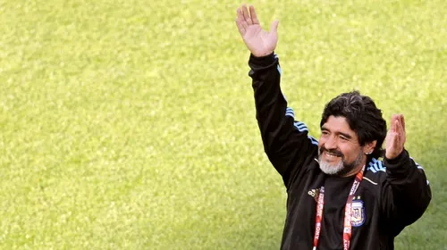 FOTO** Maradona a făcut SHOW pe teren înainte de meciul Argentina – Nigeria!