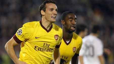 Probleme pentru Wenger!** Apărarea lui Arsenal, decimată după accidentarea lui Squillaci