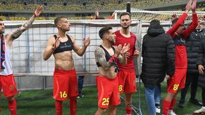 Gigi Becali l-a trecut pe lista neagră de la FCSB, dar acum îl laudă: „Ai văzut ce deștept e?”