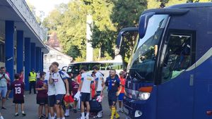 Naționala de tineret începe o nouă campanie de calificare, la Iași. Selecționerul Costin Curelea vrea să ducă România la al cincilea turneu final consecutiv la tineret. „Vrem să începem cu dreptul. Calificările anterioare ne obligă”