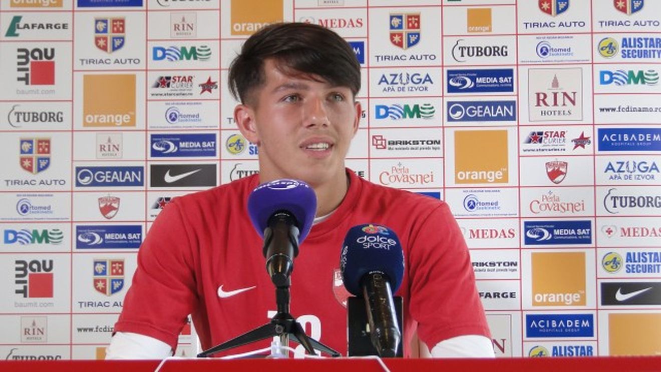 Rednic a luat în cantonament "crema" centrului de copii. Cel mai tânăr jucător de la Dinamo, atacantul Moldoveanu, are 16 ani: "Vreau să câștig, ca și la juniori, toate trofeele"