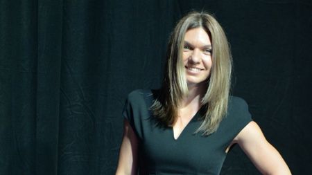Halep a mers acasă la Federer și i-a transmis un mesaj special elvețianului: "Vreau să îi mulțumesc lui Roger!" Simona a inclus-o și pe Serena în discursul ei