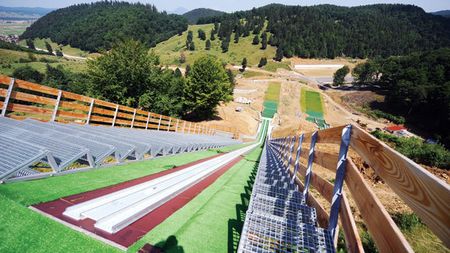 Schmitt, Koch, Ammann!** Investițiile de la Râșnov ar putea aduce cei mai tari "zburători" din lume în România