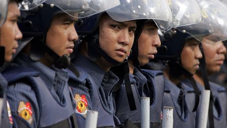 Peste 25.000 de agenți în autobuze și în stații la Beijing