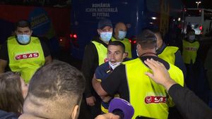 Momente tensionate la „Arena Națională” după România - Liechtenstein 2-0. „Rușine să vă fie!” Nicolae Stanciu, explicații pentru suporteri