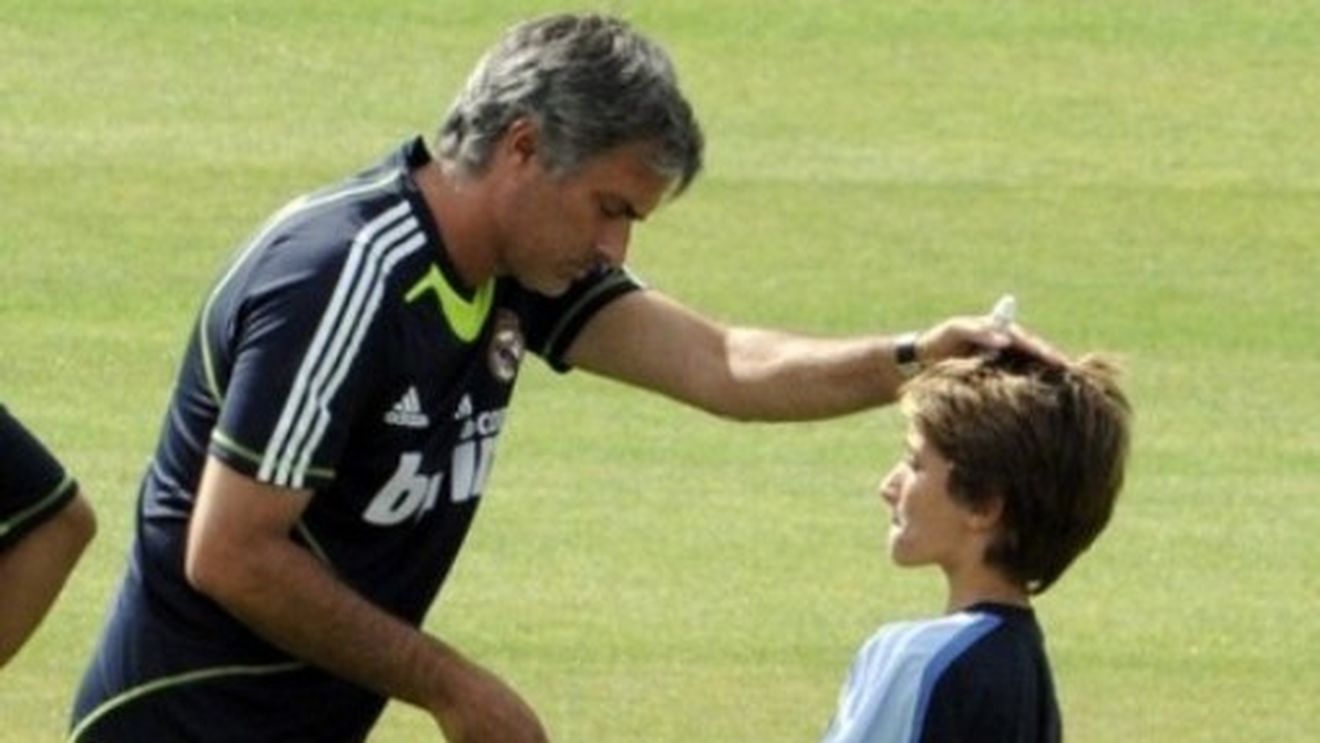 Mourinho și-a dus fiul la grădina zoologică...pe Bernabeu :)! "Jucătorii mei sunt niște animale foarte speciale"